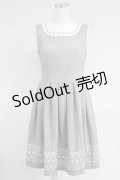 Emily Temple cute / 裾刺繍プリーツジャンパースカート M グレー T-25-06-09-028-ET-OP-SA-ZT