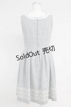 画像2: Emily Temple cute / 裾刺繍プリーツジャンパースカート M グレー T-25-06-09-028-ET-OP-SA-ZT