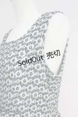 画像3: Emily Temple cute / フラワー総柄ジャンパースカート  ブラック T-25-06-09-029-ET-OP-SA-ZT139