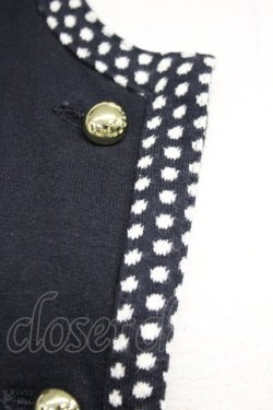 画像4: INGEBORG / 金ボタンジャケット風カットカーディガン  ブラック T-25-06-16-004-LO-OP-SA-ZT268