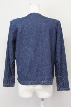 画像2: PINK HOUSE / デニムノーカラーピンタックブラウス  ブルー T-25-06-21-003-LO-SK-SA-ZT