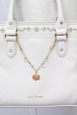 画像2: axes femme / チャーム付きミニショルダー  アイボリー T-25-06-27-004-AX-BG-IG-ZT