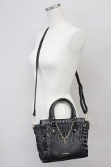 axes femme / チャーム付きミニショルダー  クロ T-25-06-27-006-AX-BG-IG-ZT171