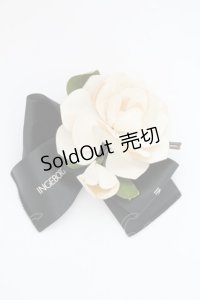 INGEBORG / くちなしリボンコサージュ  シロ〜ベージュ系 T-25-06-28-022-LO-ZA-OW-ZT