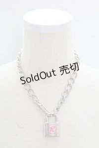 SEX POT ReVeNGe / 南京錠ネックレス  シルバー×ピンク T-25-06-30-003-SP-AC-IG-ZT