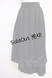 axes femme / ダブルプリーツアシメスカート  黒 T-25-07-05-017-AX-SK-SA-ZI