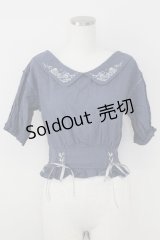 axes femme / マリン刺繍オフショルブラウス  青 T-25-07-09-006-AX-BL-SA-ZI