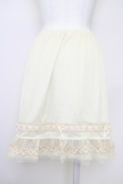 画像2: axes femme / 裾はしごレースリボンペチスカート  アイボリー T-25-07-10-002-LO-SK-SA-ZT