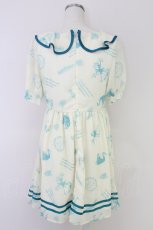 画像2: Fi.n.t / メリーゴーランド柄シフォン半袖ワンピース  オフ T-25-07-17-030-CA-OP-HI-ZT490 (2)