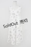 axes femme / ローズブーケプリントノースリーブワンピース  アイボリーＸピンク T-25-07-24-033-AX-OP-SA-ZI