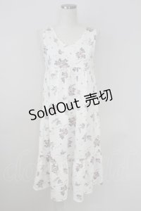axes femme / ローズブーケプリントノースリーブワンピース  アイボリーＸピンク T-25-07-24-033-AX-OP-SA-ZI