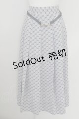 an another angelus / ビットベルト付きANモノグラム柄スカート  ベージュＸ紺 T-25-07-24-039-CA-SK-SA-ZI