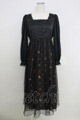 axes femme POETIQUE / 白雪姫モチーフワンピース  黒 T-25-07-29-003-AX-OP-SA-ZT