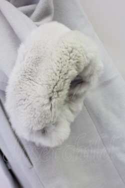 画像4: LODISPOTTO / 3つリボン袖先ファーノーカラーコート  グレーXゴールド T-25-07-31-002-LO-CO-SA-ZT-C002