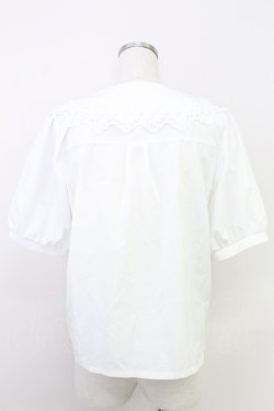 画像2: axes femme / アソートボタンビッグ襟ブラウス  ホワイト T-25-07-31-003-AX-BL-SA-ZT