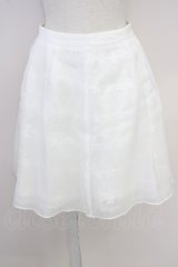 LODISPOTTO / チュールレイヤードスカート  白 T-25-08-03-035-LO-SK-AS-ZT
