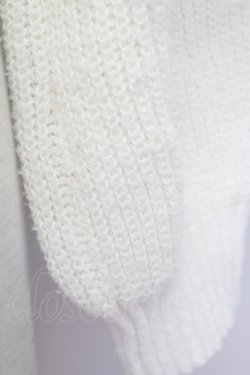 画像3: axes femme POETIQUE / ビジューボタンショートカーディガン  ホワイト T-25-08-12-001-AX-TO-SA-ZT