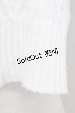 画像4: axes femme POETIQUE / ビジューボタンショートカーディガン  ホワイト T-25-08-12-001-AX-TO-SA-ZI