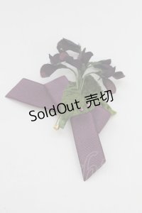Enchantlic Enchantilly / すみれリボンブローチ  パープルＸグリーン T-25-08-21-020-LO-AC-SA-ZT