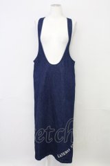 KANEKO ISAO / 裾ロゴ刺繍デニムジャンパースカート  青デニム T-25-08-21-012-EL-OP-SA-ZT