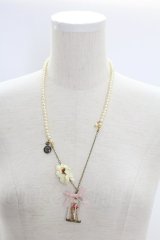 metamorphose / フラワーモチーフパールネックレス  アイボリー T-25-08-21-015-ME-AC-SA-ZT