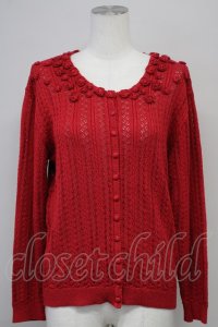 INGEBORG / 襟ぐりモチーフ付きカーディガン  赤 T-25-08-24-007-LO-TO-SA-ZI