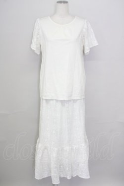 画像1: INGEBORG / 2022’サマーハッピーセット(セットアップ) 4(11号) ホワイト T-25-08-24-011-LO-SK-SA-ZT
