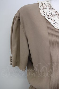 画像5: INGEBORG / レース襟半袖ワンピース  ベージュ T-25-08-24-014-LO-OP-SA-ZI