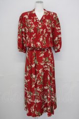 INGEBORG / 桜プリントワンピース  赤 T-25-08-24-015-LO-OP-SA-ZS