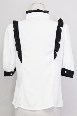 画像2: Jamie エーエヌケー / フリル立ち襟半袖ブラウス  白Ｘ黒 T-25-08-25-003-LO-TO-SA-ZT