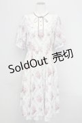 axes femme / アイビーローズ柄ワンピース  アイボリー T-25-08-25-010-AX-OP-SA-ZT
