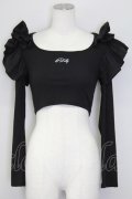 lilLilly / 3段フリルニットショートトップス  黒 T-25-08-30-005-LO-TO-SA-ZT