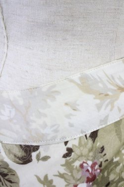 画像4: INGEBORG / 薔薇柄フレアスカート  アイボリー T-25-09-14-015-LO-SK-SA-ZI