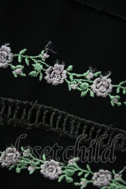 画像4: L'EST ROSE / 裾薔薇刺繍イレヘムワンピース  ブラック T-25-09-15-018-LO-OP-SA-ZT