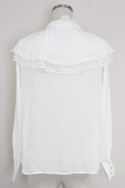 画像2: axes femme POETIQUE / ケープデザインフリルブラウス  白 T-25-09-21-001-AX-BL-SA-ZT