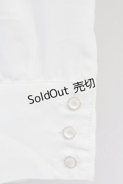 画像4: axes femme POETIQUE / ケープデザインフリルブラウス  白 T-25-09-21-001-AX-BL-SA-ZI