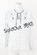 axes femme / サテンローズプチハイブラウス M グレー T-25-09-21-013-AX-BL-SA-ZI