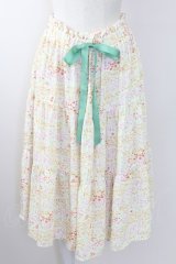 Fi.n.t / フラワーガーデン柄ティアードスカート  グリーン T-25-09-24-015-CA-SK-SA-ZT423