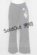 【SALE】INGEBORG / 薔薇刺繍パンツ LL 黒Ｘピンク T-25-09-26-040-LO-PA-SA-ZT414