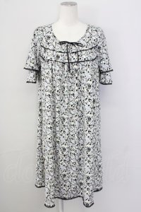 INGEBORG / 小花柄ワンピース 11 ブラック T-25-09-26-006-LO-OP-SA-ZT443