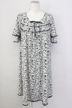 画像1: INGEBORG / 小花柄ワンピース 11 ブラック T-25-09-26-006-LO-OP-SA-ZT