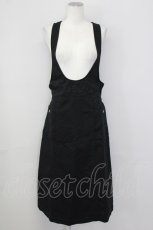画像1: 【SALE】INGEBORG / ロゴ刺繍ジャンパースカート  ブラック T-25-09-26-008-LO-OP-SA-ZT443 (1)