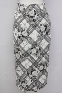 INGEBORG / フラワー&チェック前開きスカート L ホワイト T-25-09-26-024-LO-SK-SA-ZT439