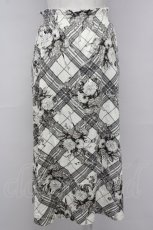 画像2: 【SALE】INGEBORG / フラワー&チェック前開きスカート L ホワイト T-25-09-26-024-LO-SK-SA-ZT439 (2)