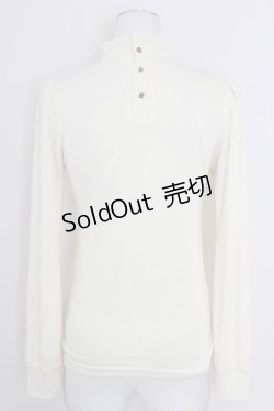 画像2: axes femme / リボンブローチ付きブラウス風プルオーバー  キナリ T-25-10-01-005-AX-TO-HS-ZS