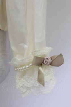 画像3: axes femme / 袖プチバラ使いボウタイブラウス  キナリ T-25-10-01-009-AX-BL-HS-ZT