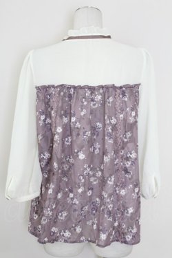 画像2: axes femme / 花柄切替シフォントップス  パープルｘオフ T-25-10-01-015-AX-TO-HS-ZT