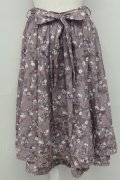 axes femme / 単色花柄フレアスカート  パープル T-25-10-02-022-AX-SK-HR-ZS