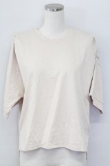 axes femme / 編上ロングTシャツ  ベージュ T-25-10-08-001-AX-TO-SA-ZI