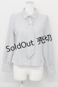 axes femme / チェック柄ネクタイ付きブラウス  グレー T-25-10-10-005-AX-BL-SA-ZT255